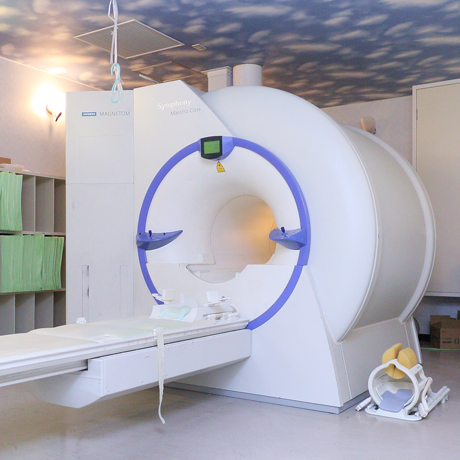 SIEMENS 1.5T MRI Synphny